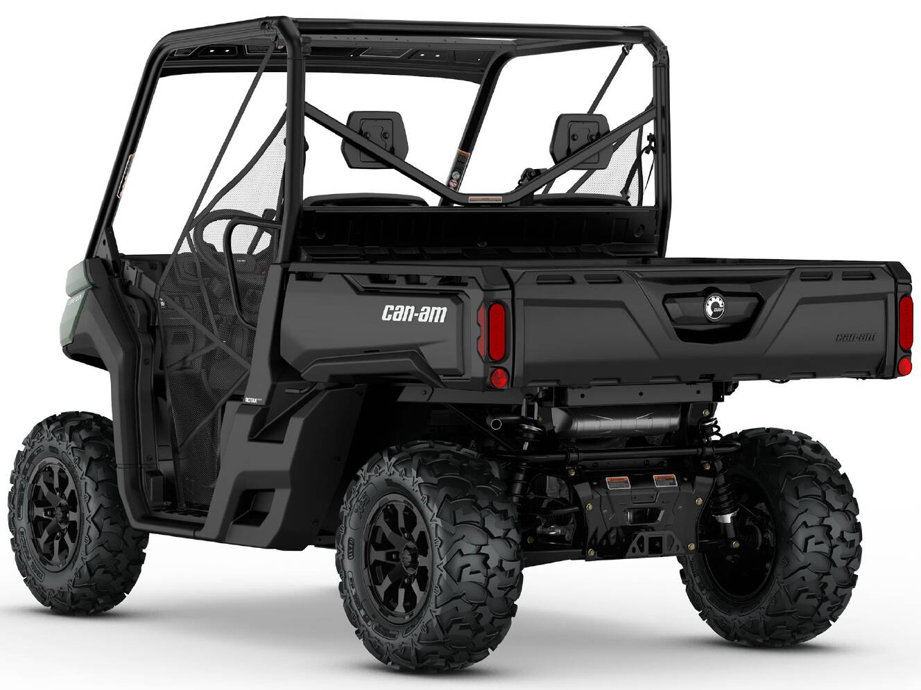 A photo of this 2026 Can-Am Defender DPS HD7