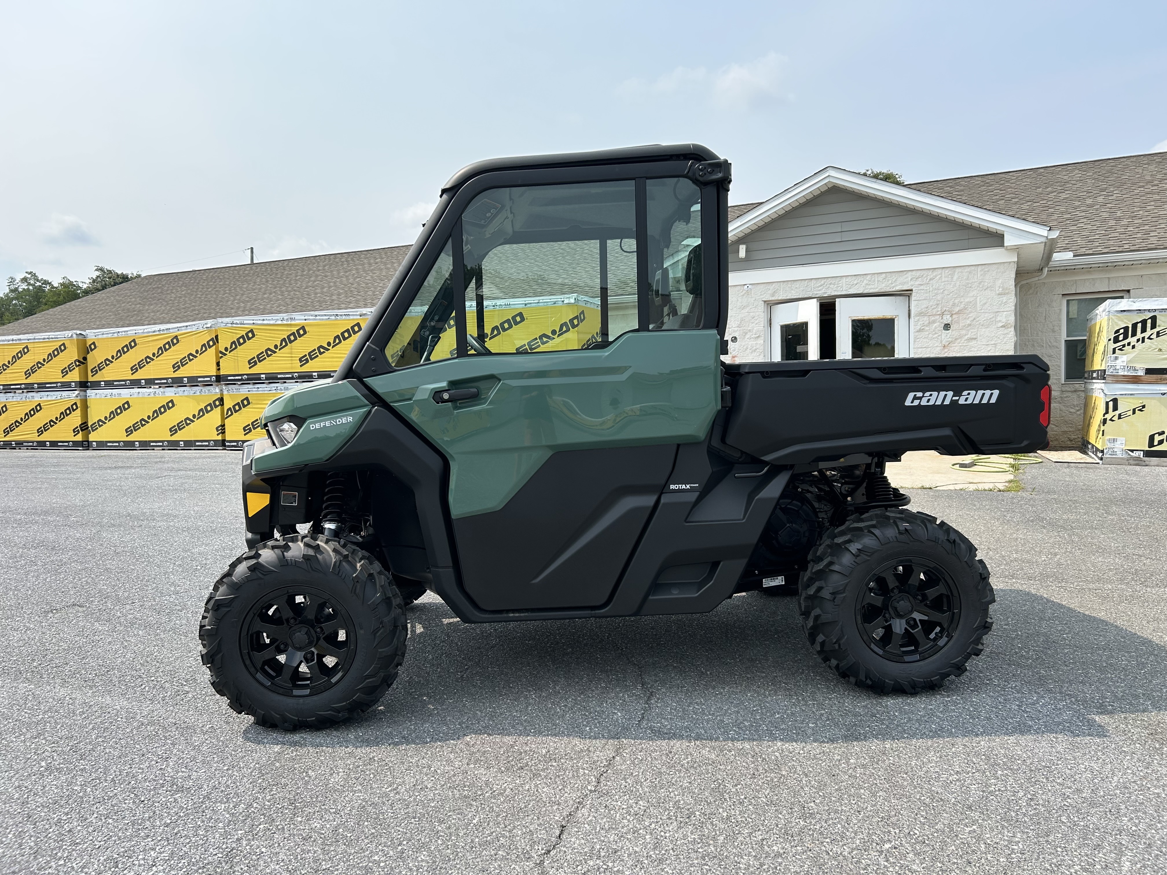 2026 Can-Am Defender DPS CAB HD10 in grantville PA