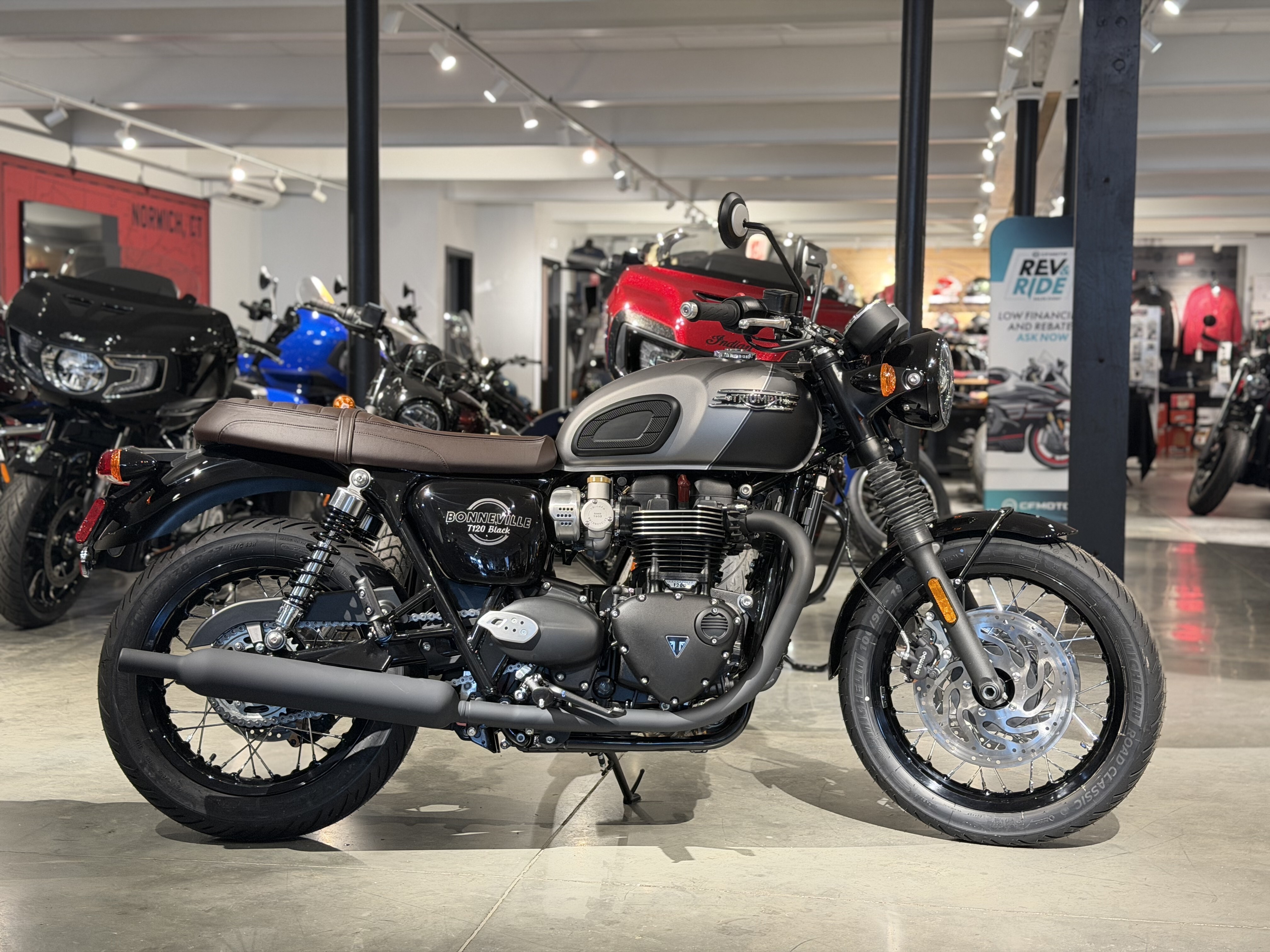 2026 Triumph Bonneville T120 Black BLACK in Norwich, CT