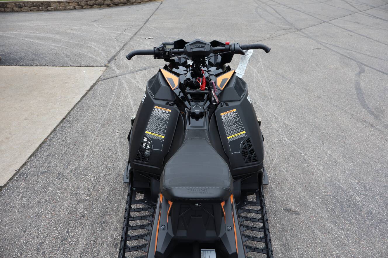 A photo of this 2026 Arctic Cat Riot 858 Sno Pro 1.75 ES (Sport Gauge)