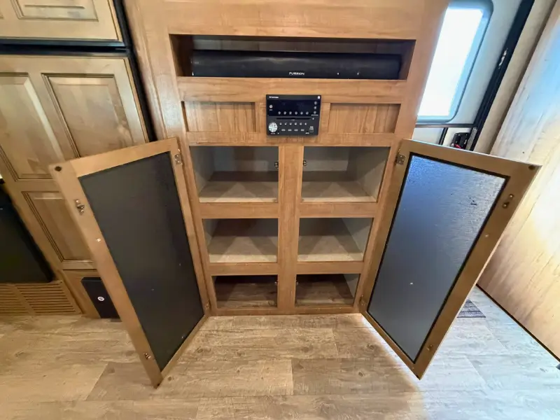 2018 Forest River Rockwood 2606WS