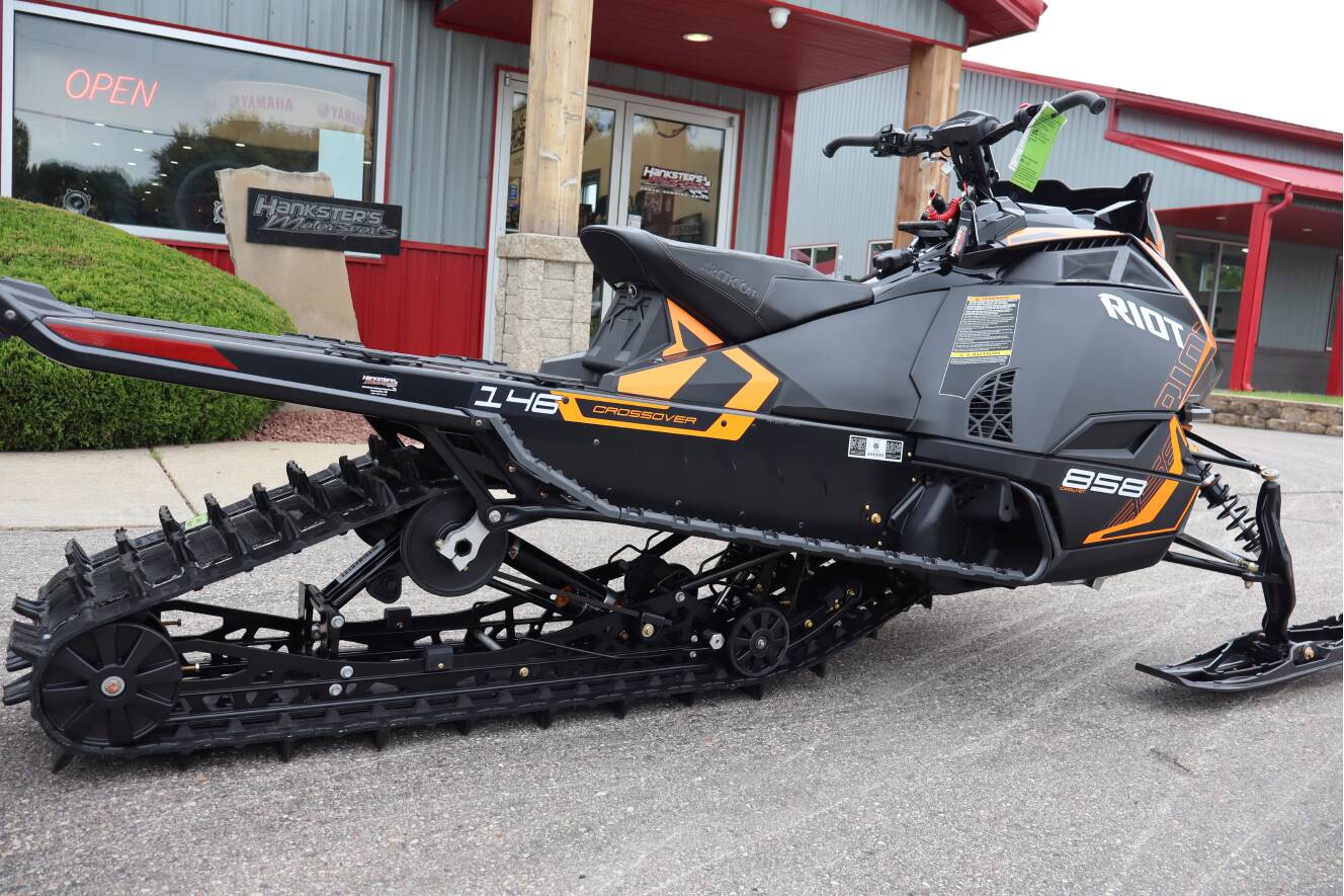 A photo of this 2026 Arctic Cat Riot 858 Sno Pro 1.75 ES (Arctic Cat G8 Gauge)