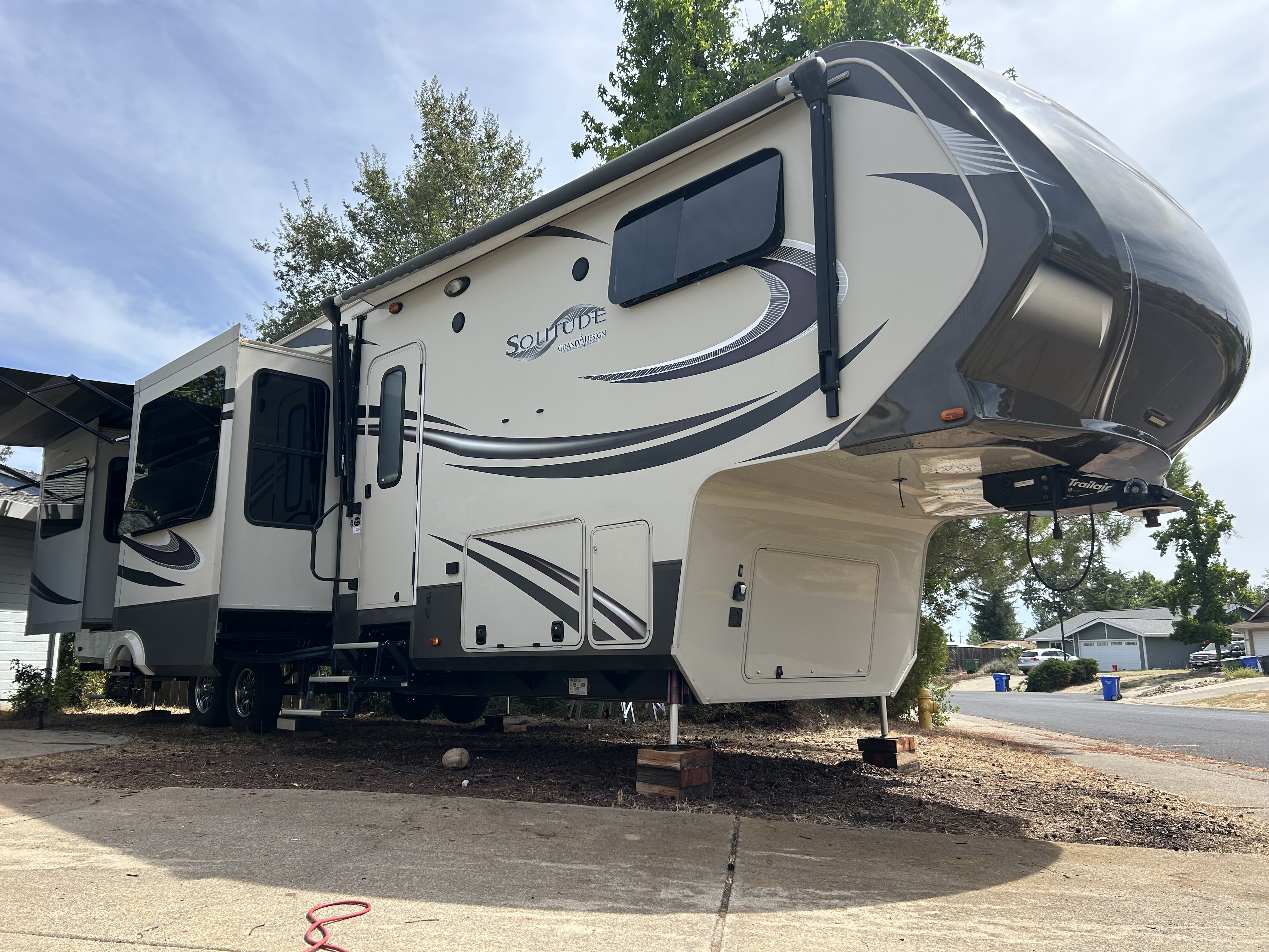 2016 Grand Design SOLITUDE 375RE RV