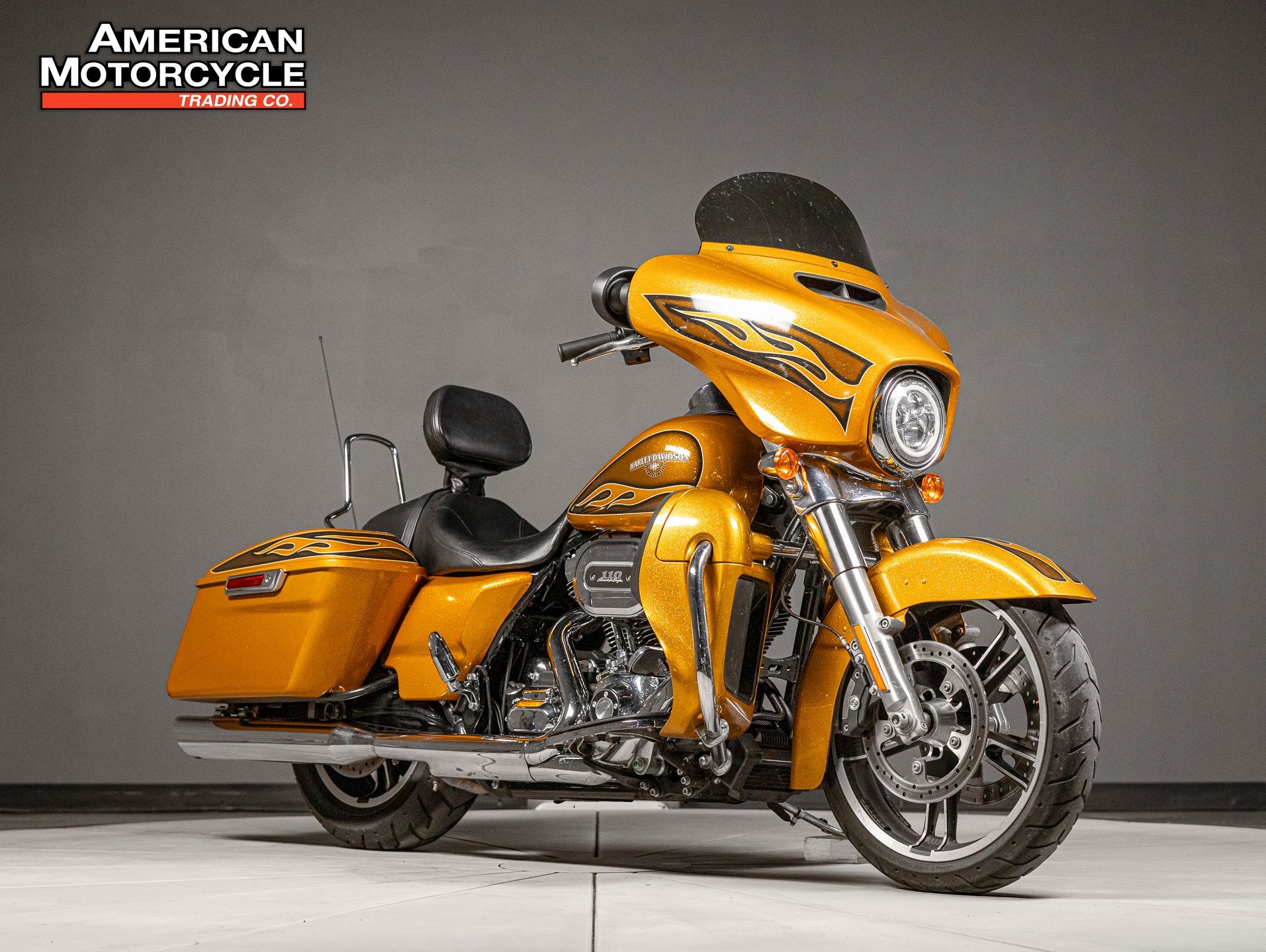 2016 Harley-Davidson Street Glide in Bedford, TX