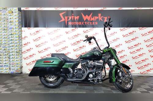 2014 Harley Davidson ROAD KING CVO FLHRSE in seminole FL
