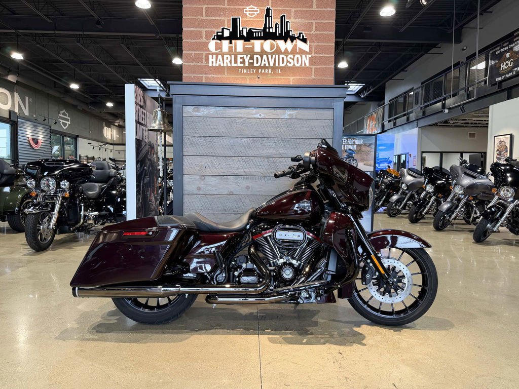 2019 Harley-Davidson Street Glide FLHXSE - CVO FLHXSE in Tinley Parl, IL
