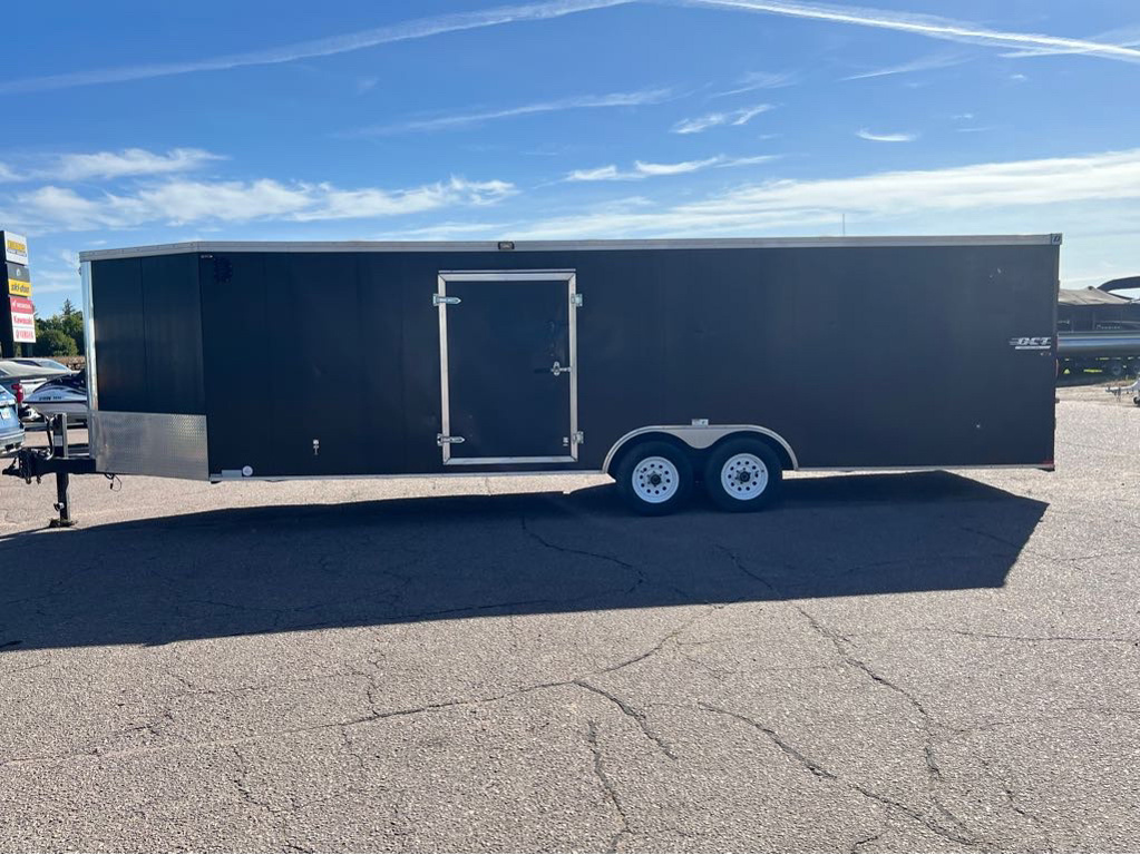 2005 Dct Enclosed 101" X 30' in madison SD