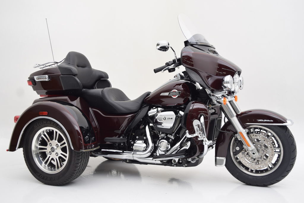 2022 Harley-Davidson FLHTCUTG - Tri Glide Ultra ULTRA CLASSIC in Scott City, MO