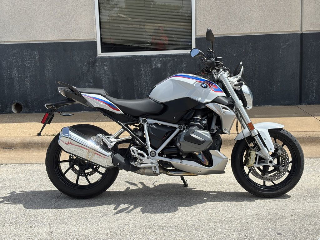 2022 BMW R 1250 R Light White Racing Blue Racing Red in Austin, TX