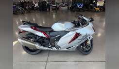 2022 Suzuki Hayabusa Sportbike motorcycle