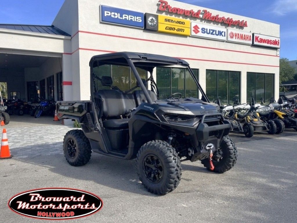 2026 Can-Am Defender XT HD11 With 10.25 in.display UTV/Utility ATV