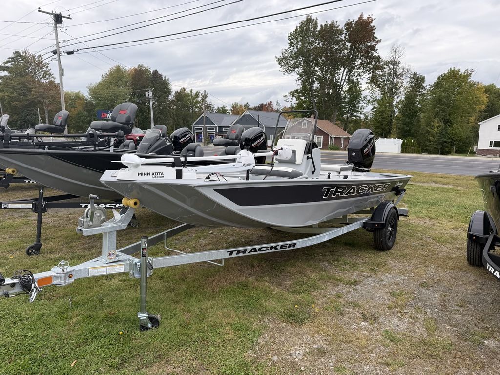 2027 Tracker® Boats BT CLASSIC CC in holden ME