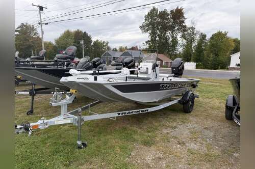 2027 Tracker® Boats BT CLASSIC CC in holden ME