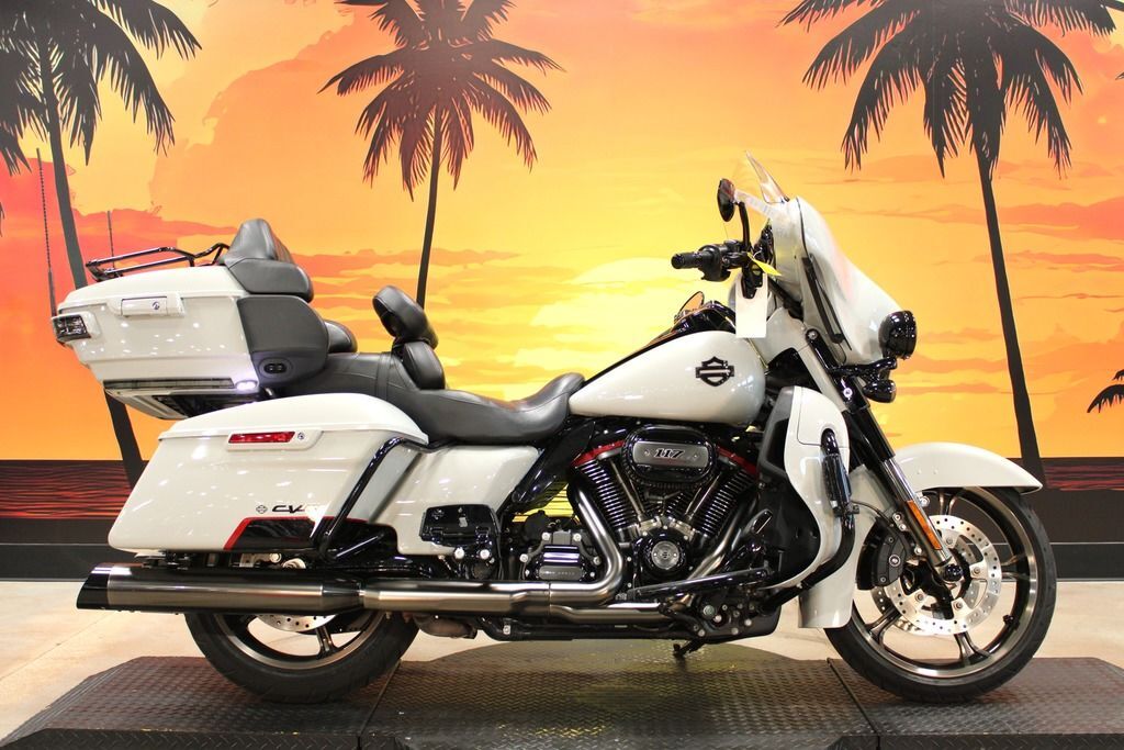 2020 Harley-Davidson® FLHTKSE - CVO Limited CVO LIMITED in Ormond Beach, FL