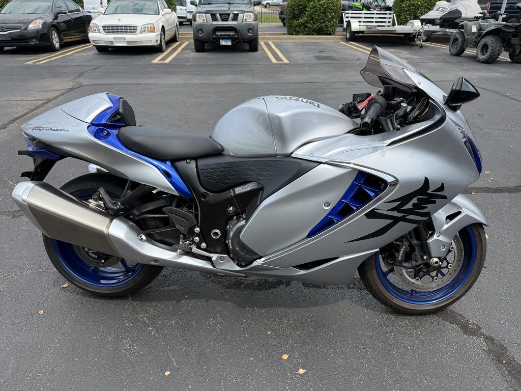 Silver Sportbike Motorcycles For Sale Near Gurnee, Illinois