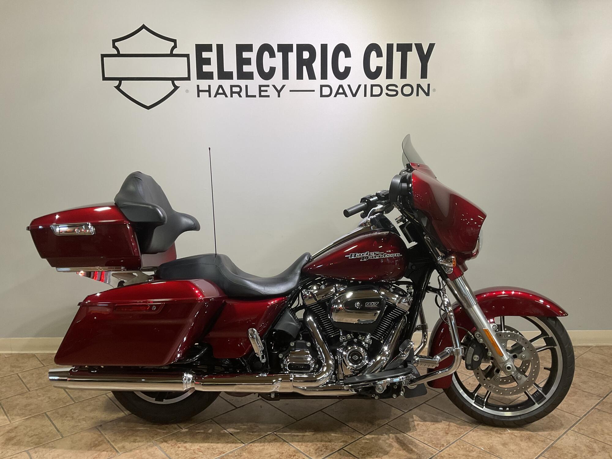 2017 Harley-Davidson Street Glide Special SPECIAL in Scranton, PA