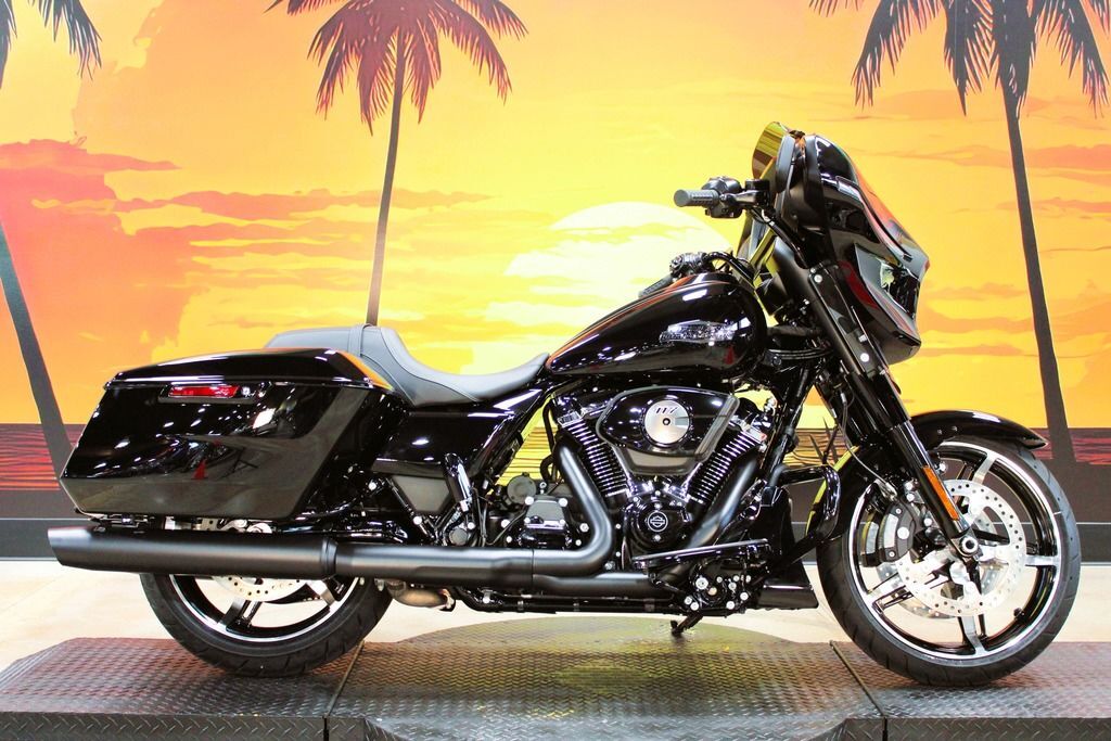 2025 Harley-Davidson® FLHX - Street Glide® FLHX in Ormond Beach, FL