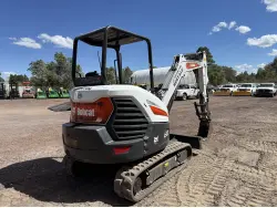 2023 BOBCAT E32