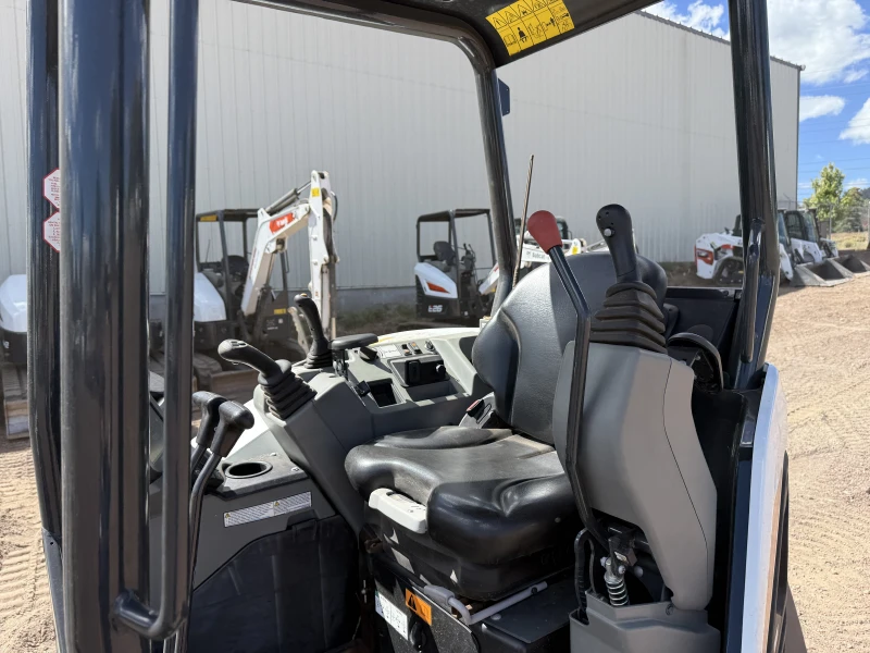 2023 BOBCAT E32