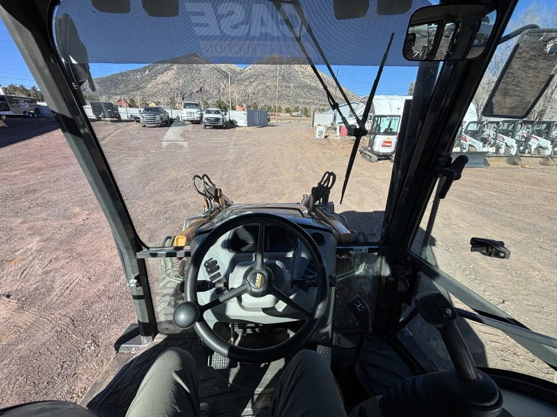 2023 Case Construction 580SV Construction King