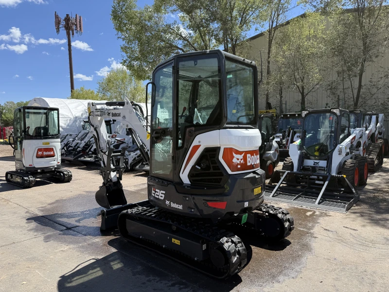 2025 BOBCAT E26