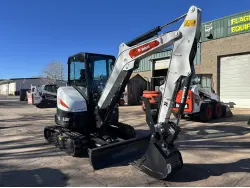 2025 Bobcat E38