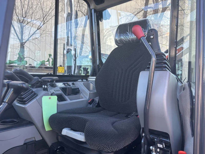 2025 Bobcat E38