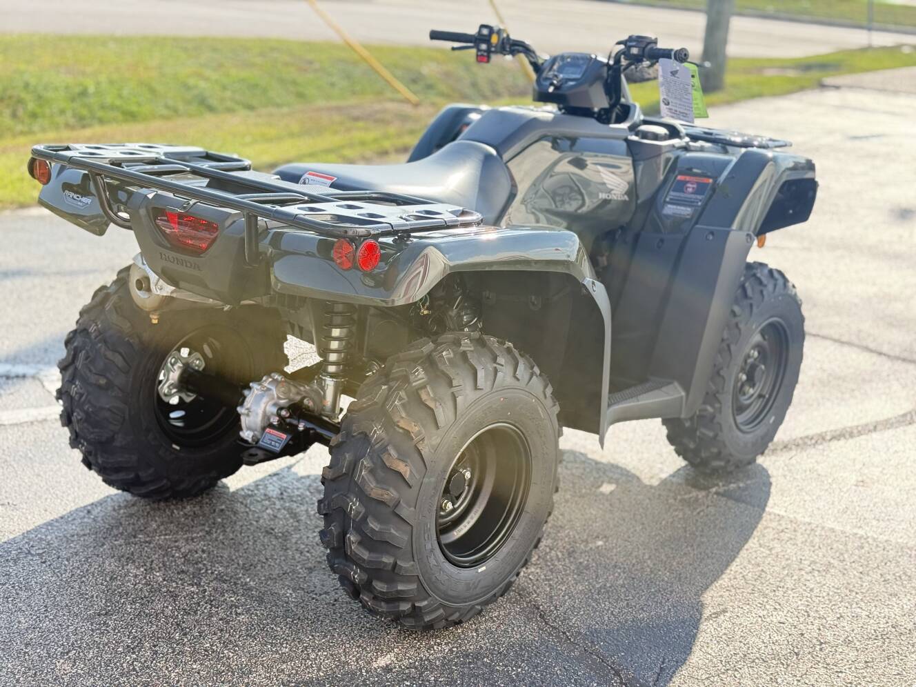 A photo of this 2027 Honda Fourtrax Rancher 4X4 Automatic DCT EPS
