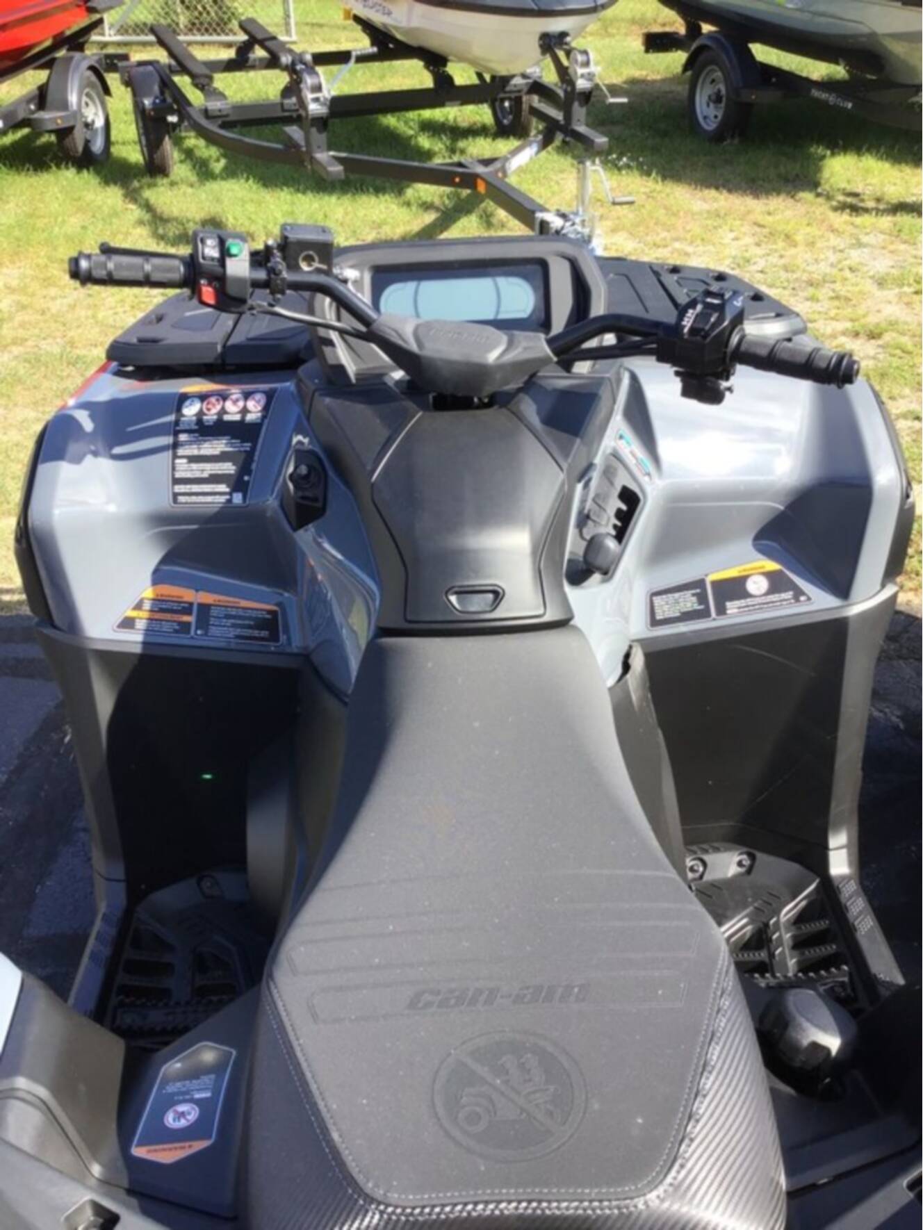 A photo of this 2026 Can-Am Outlander DPS 850