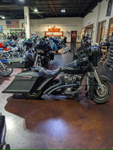 2007 Harley-Davidson Street Glide in Winterville, NC