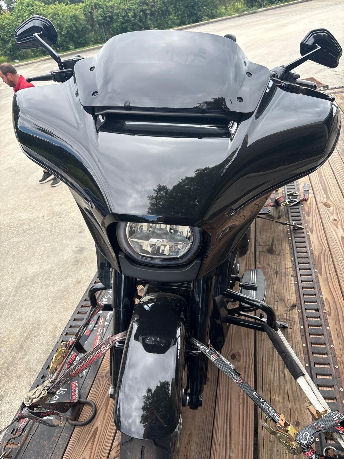 2025 Harley-Davidson Street Glide in Winterville, NC
