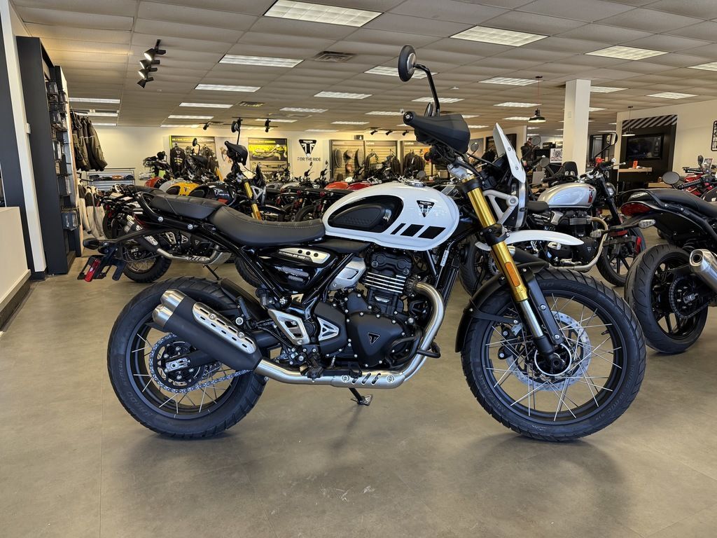 2026 Triumph Scrambler 400 XC Vanilla White 400 XC in San Antonio, TX