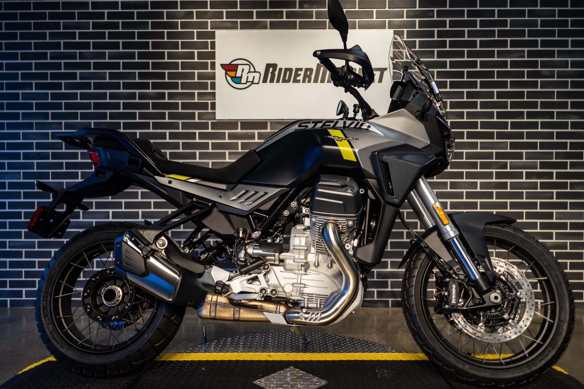 2025 Moto Guzzi Stelvio in Ormond Beach, FL