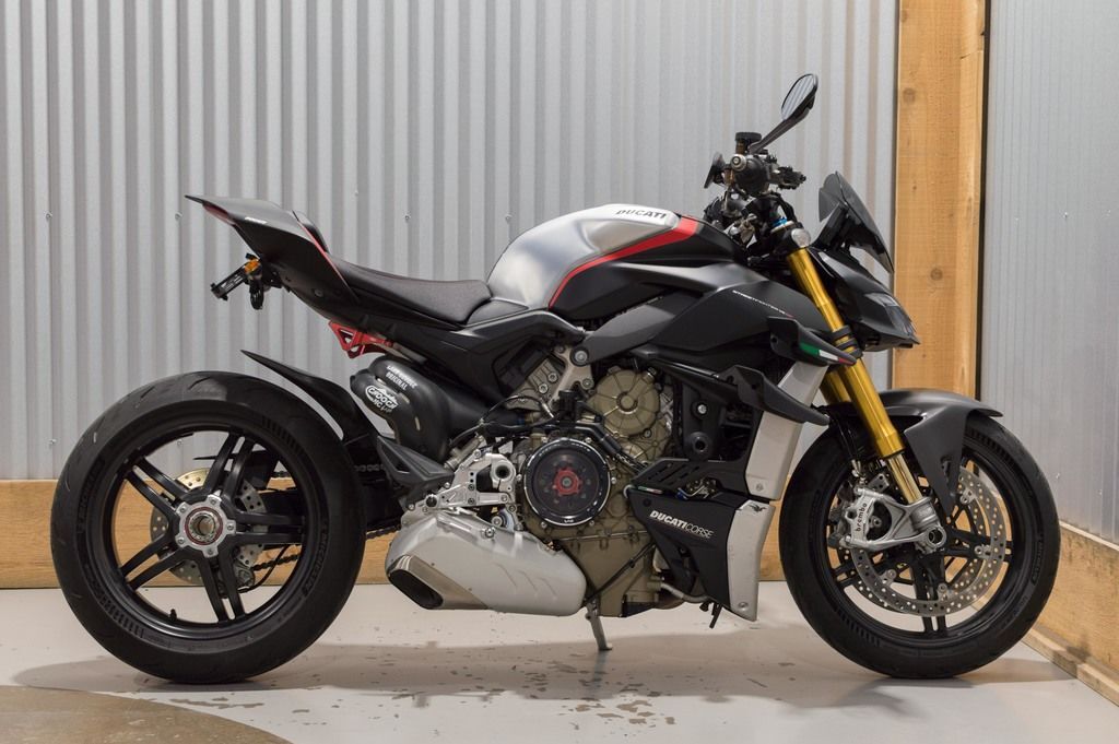 2022 Ducati Streetfighter V4 SP Winter Test V4 S in Dunmore, PA