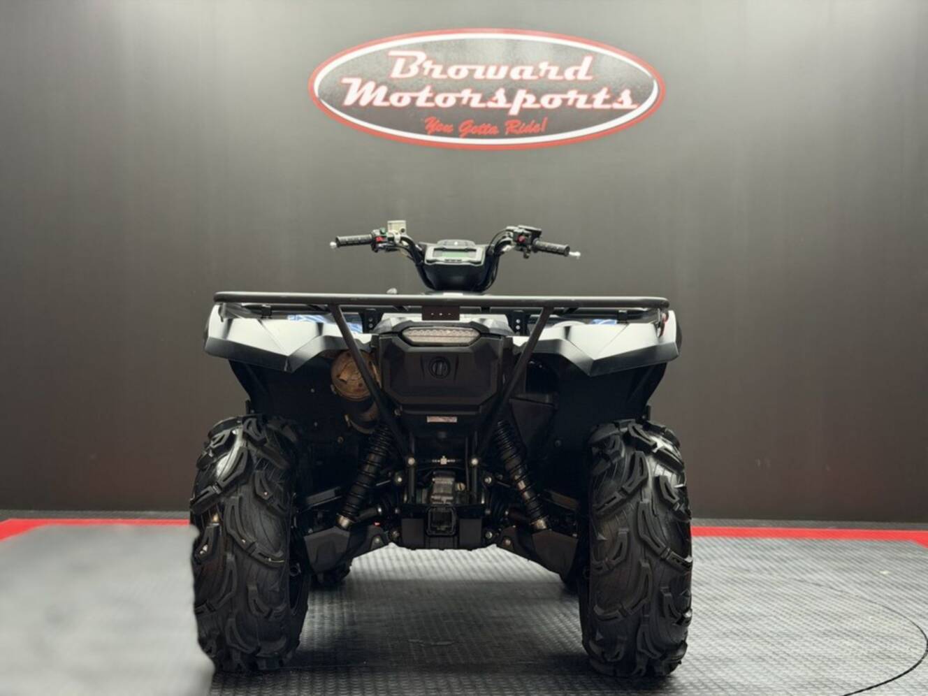 A photo of this 2023 Yamaha Grizzly EPS SE
