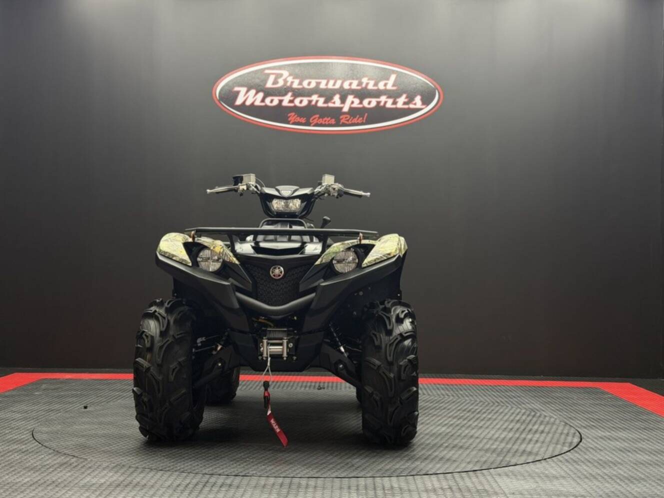 A photo of this 2027 Yamaha GRIZZLY EPS