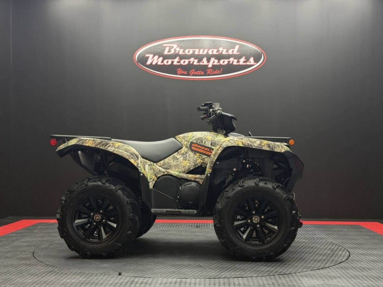 A photo of this 2027 Yamaha GRIZZLY EPS