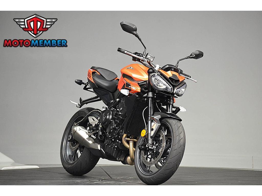 2025 Triumph STREET TRIPLE 765 R in purcellville VA