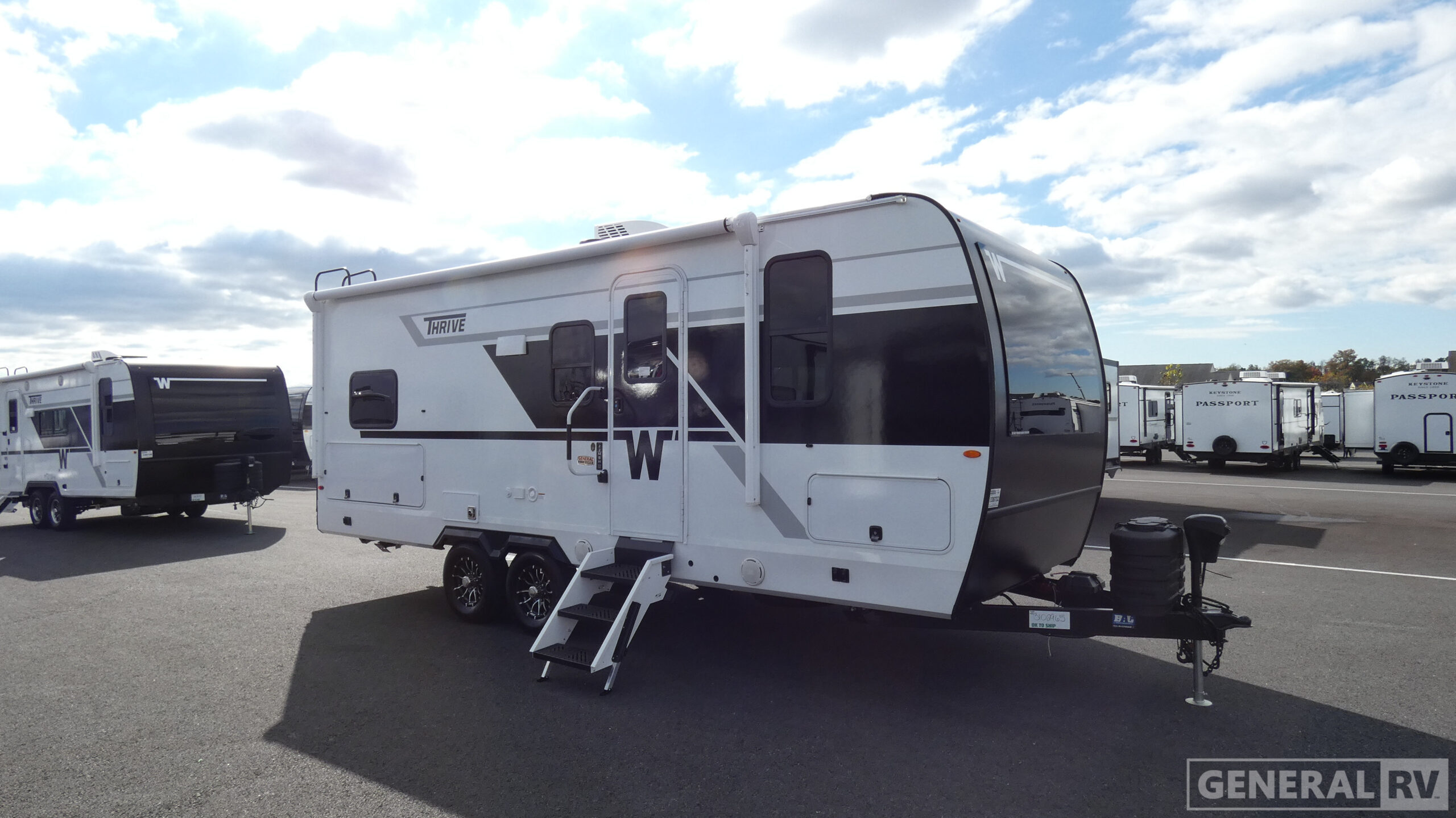 2026 Winnebago THRIVE 22MBH in elizabetown PA