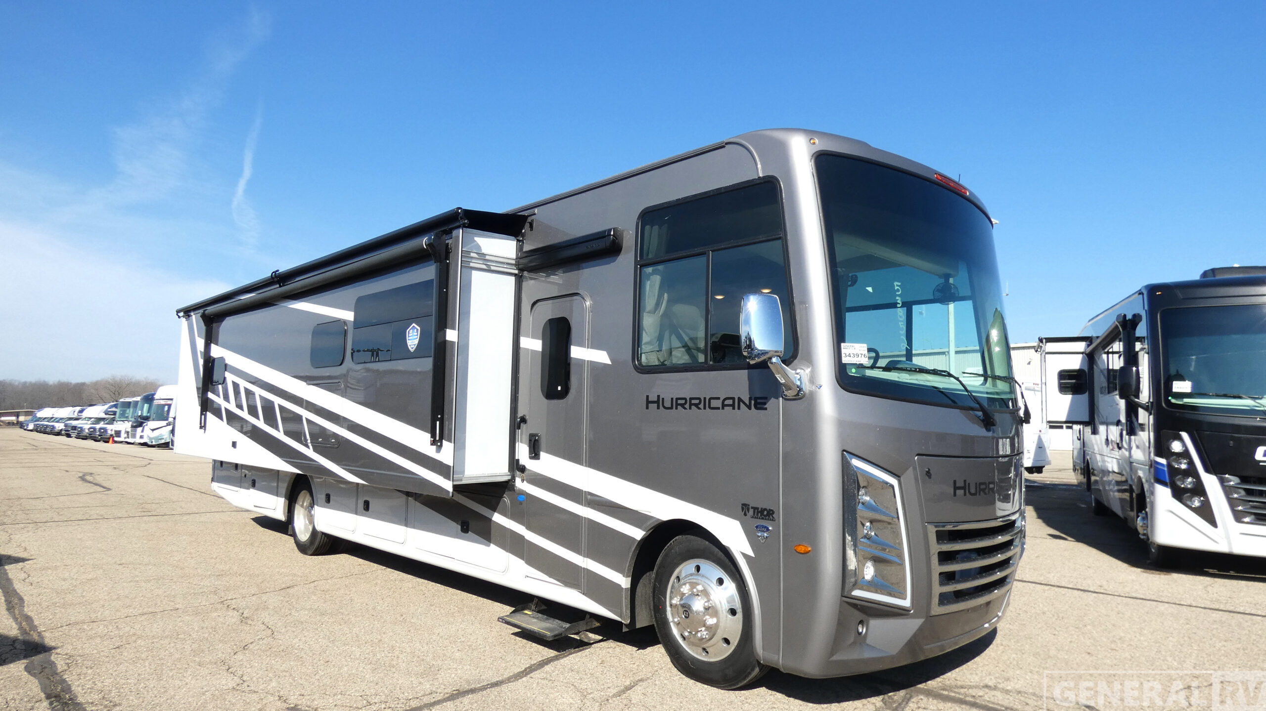 2026 Thor Motor Coach HURRICANE 35R in wayland MI