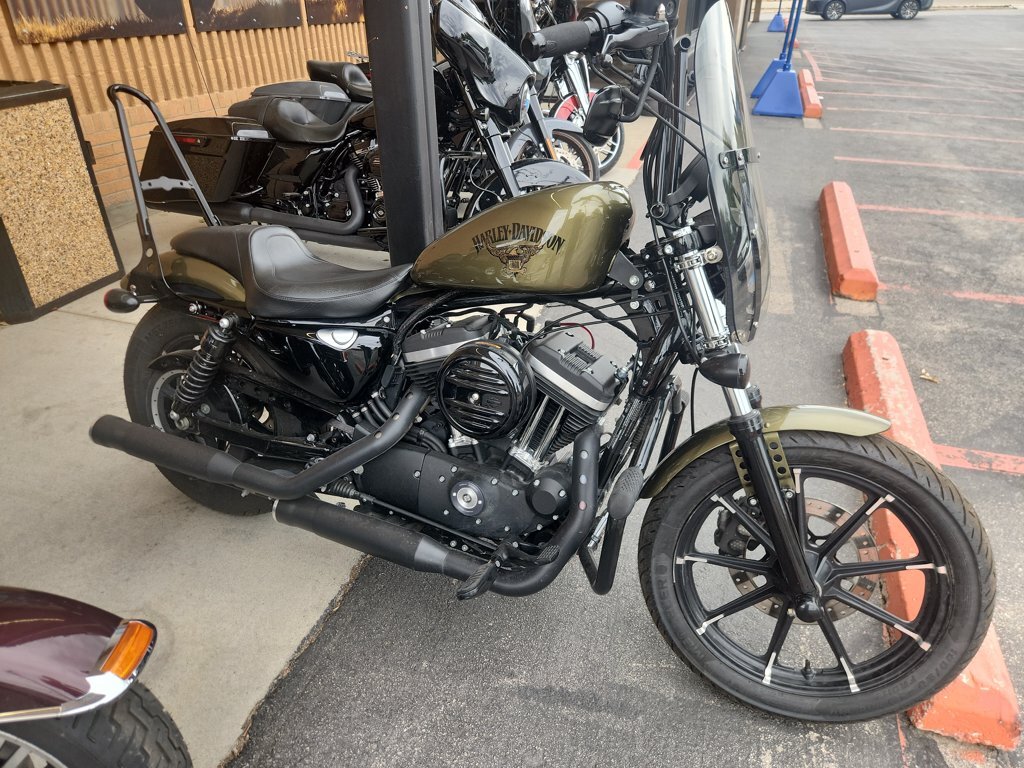 2017 Harley-Davidson SPORTSTER IRON 883 in Sturgis, SD