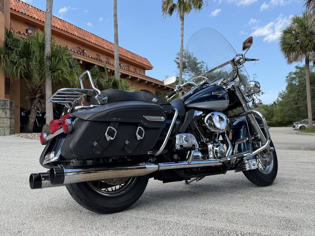 2001 Harley-Davidson ROAD KING CLASSIC in stuart FL