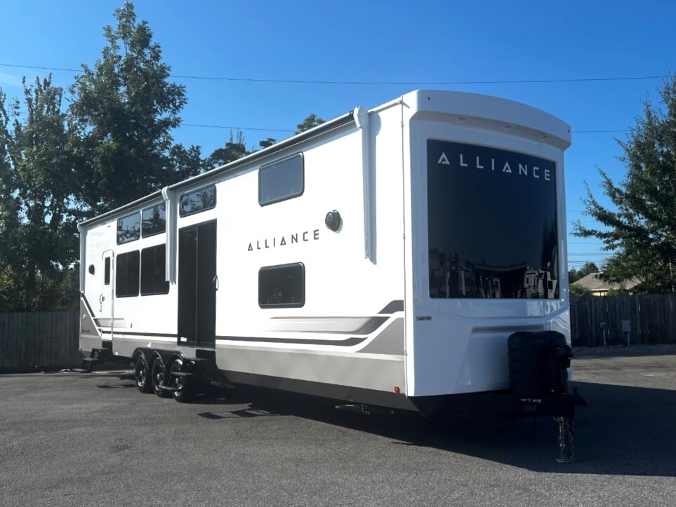 2027 Alliance Rv Benchmark 44LFT in panama city FL