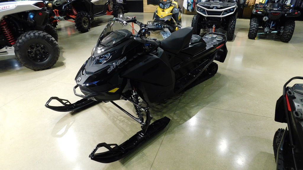 2026 Ski-Doo MXZ® Adrenaline® 850 E-TEC 129_Black 850 E-TEC 129 1.25 in kalamazoo MI