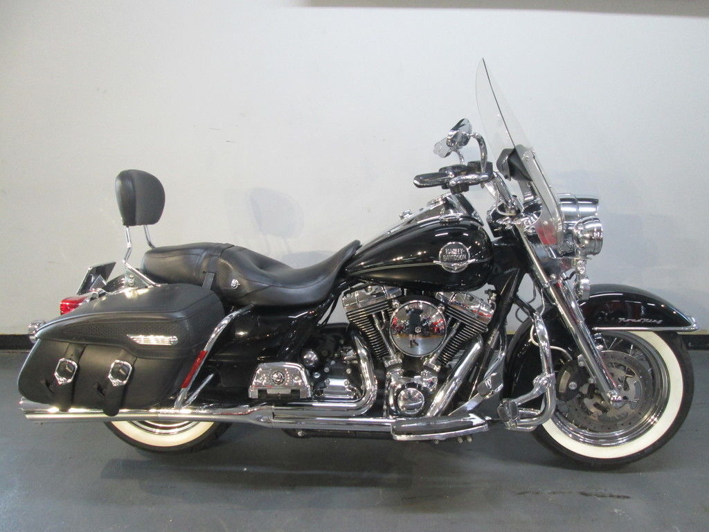 2009 Harley-Davidson® FLHRC - Road King® Classic CLASSIC in Lewis Center, OH