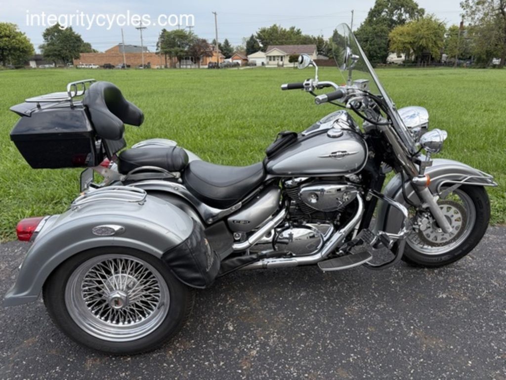 2006 Suzuki Boulevard C50T in lewis center OH