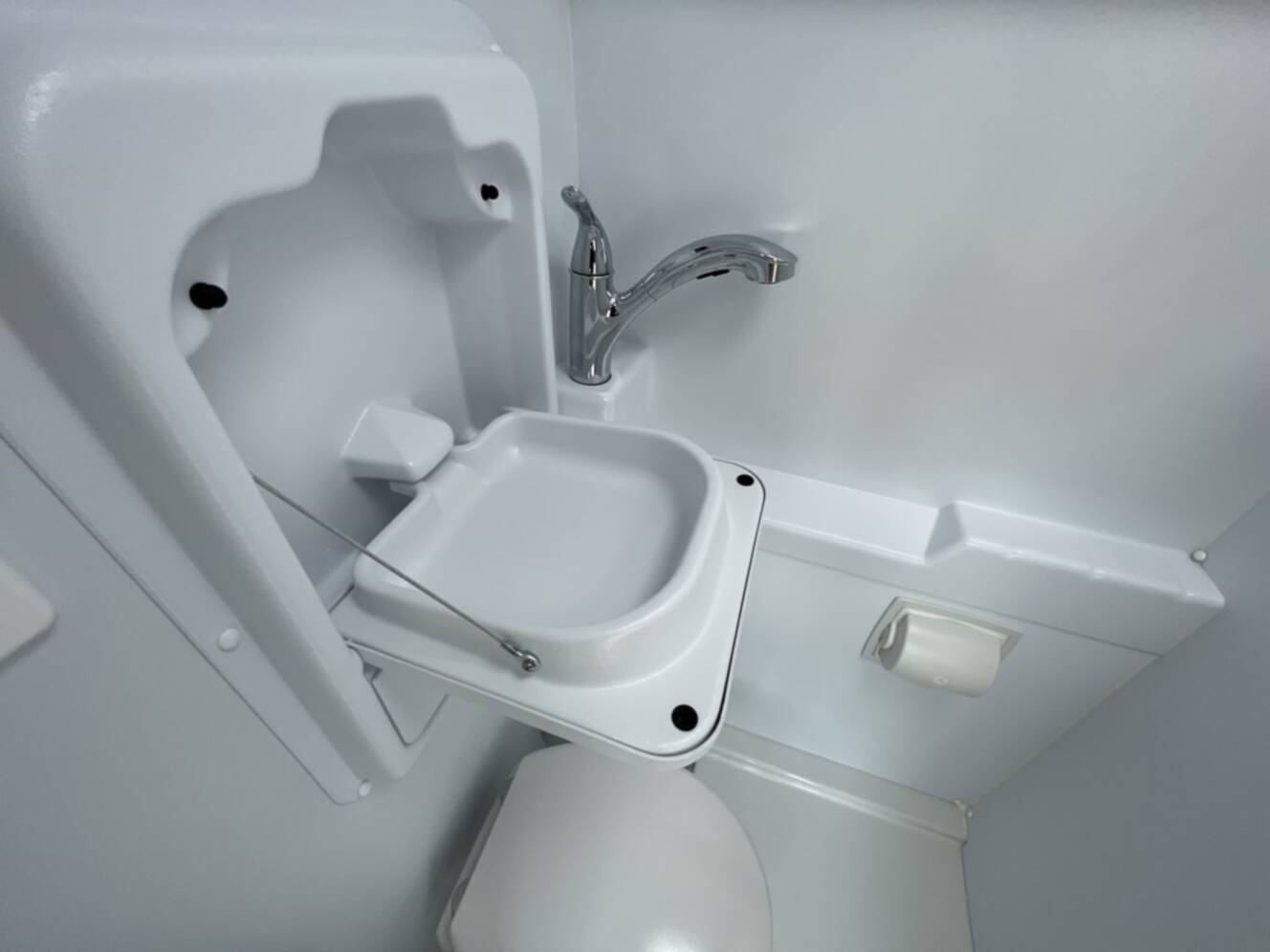 A photo of this 2027 Airstream Rangeline 21PL
