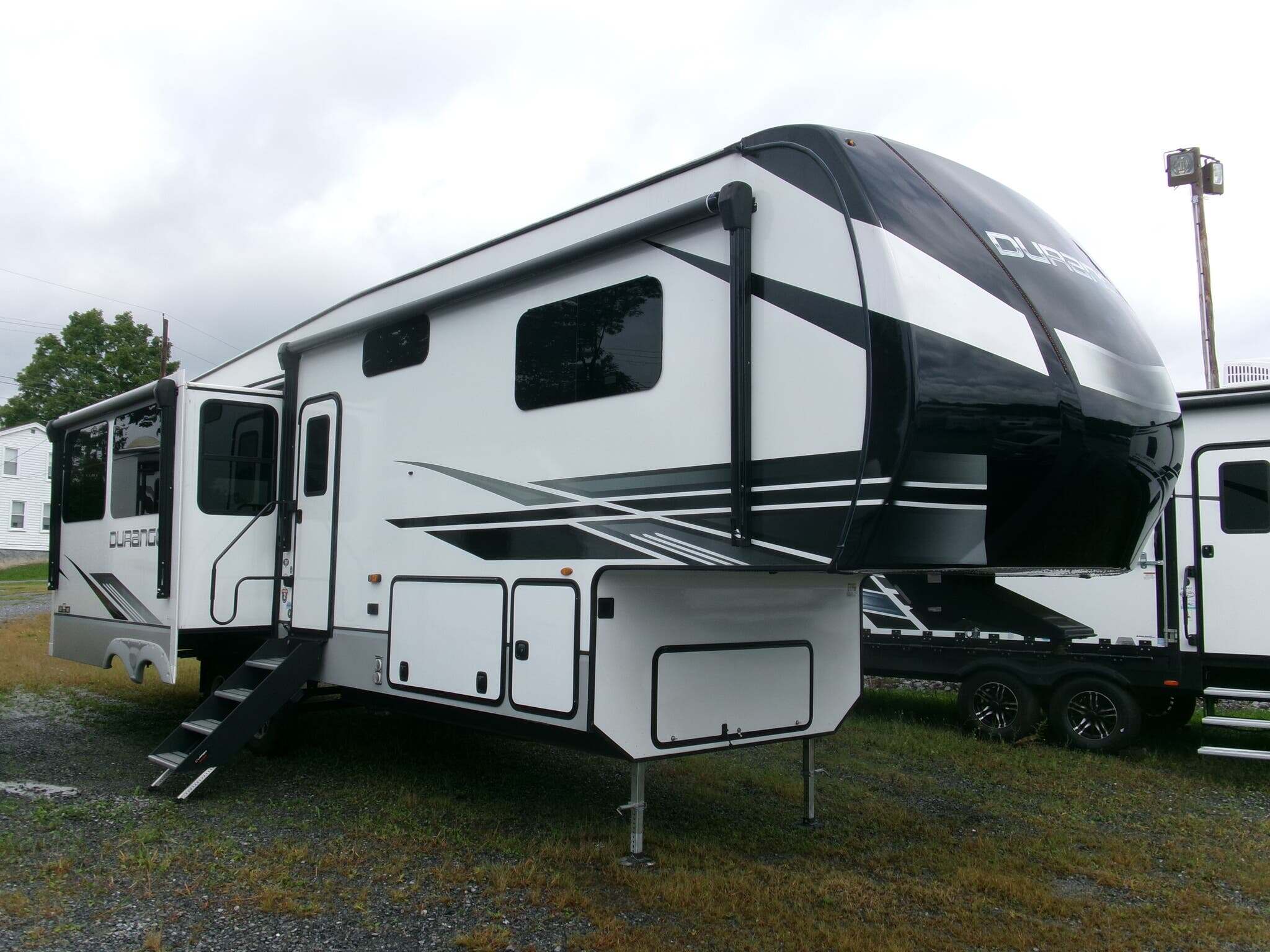 2023 K-Z Durango D301RLT RV