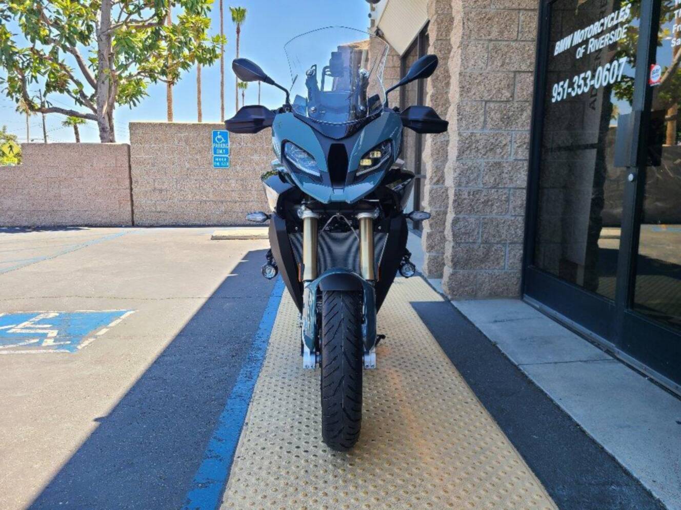 A photo of this 2026 BMW S 1000 XR