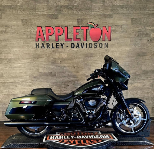 2026 Harley-Davidson Street Glide FLHX in Clarksville, TN